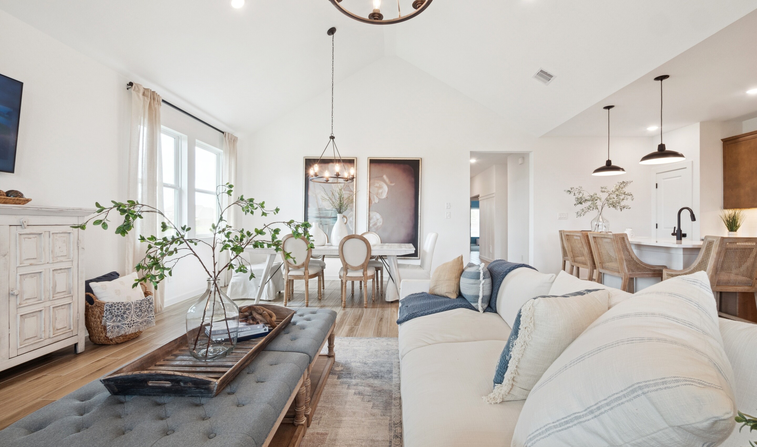 Great room with vaulted ceiling